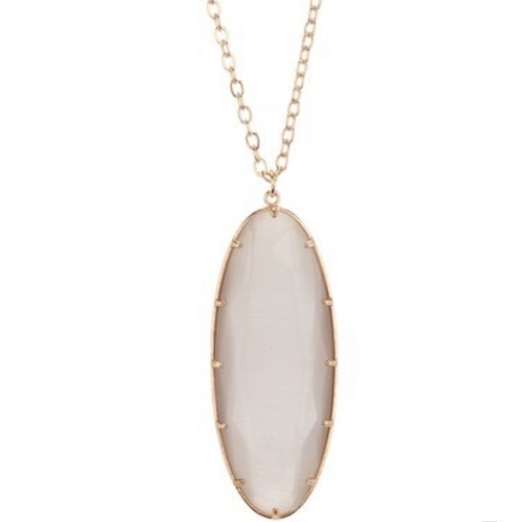 14th & Union Oval Pendant Necklace from Nordstom - Picture 4 of 7